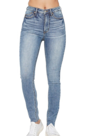 Judy Blue Tummy Control Vintage Pocket Skinny